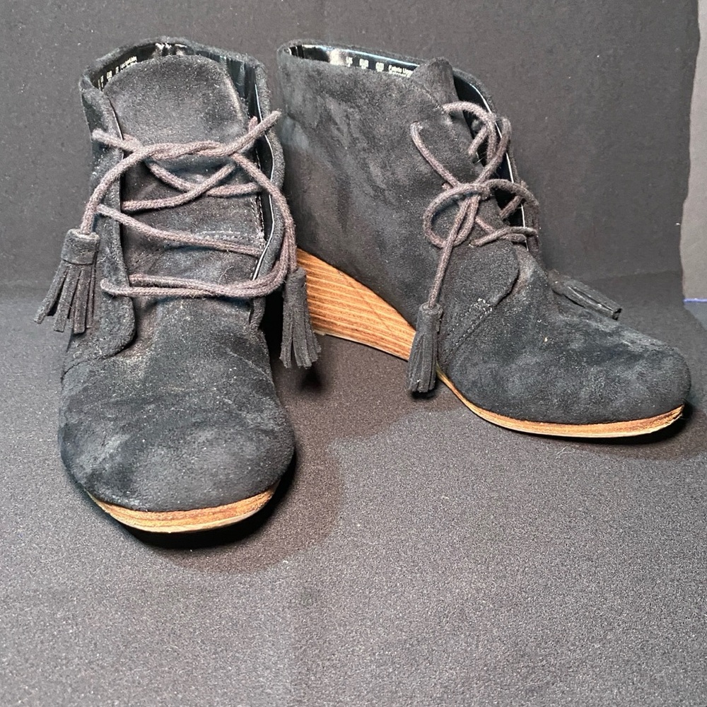Dr. Scholl's Charcoal Suede Ankle Booties